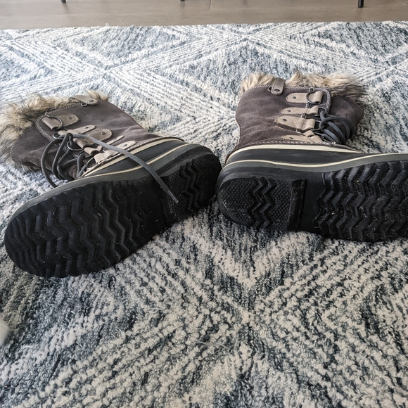 Sorel women's Joan of Arctic Boot - Picture 3 of 5